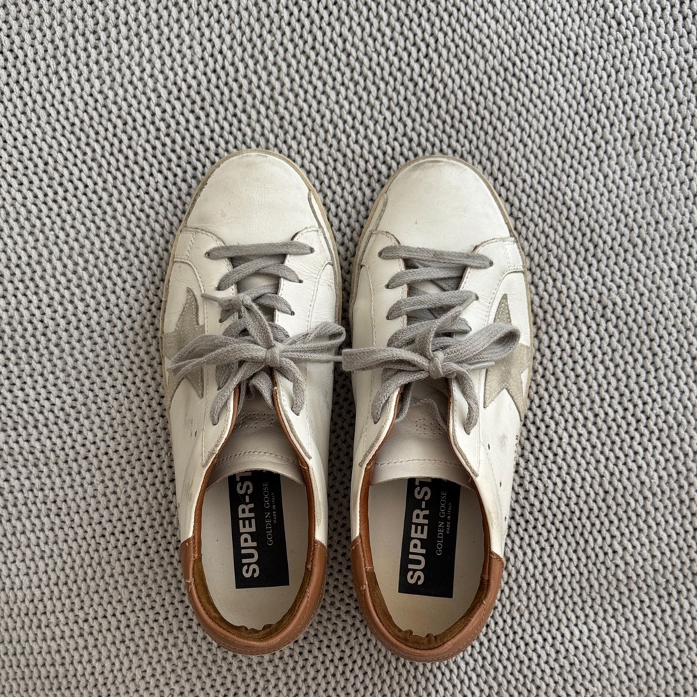 Golden Goose Women's Sneakers - Picture 4 of 5